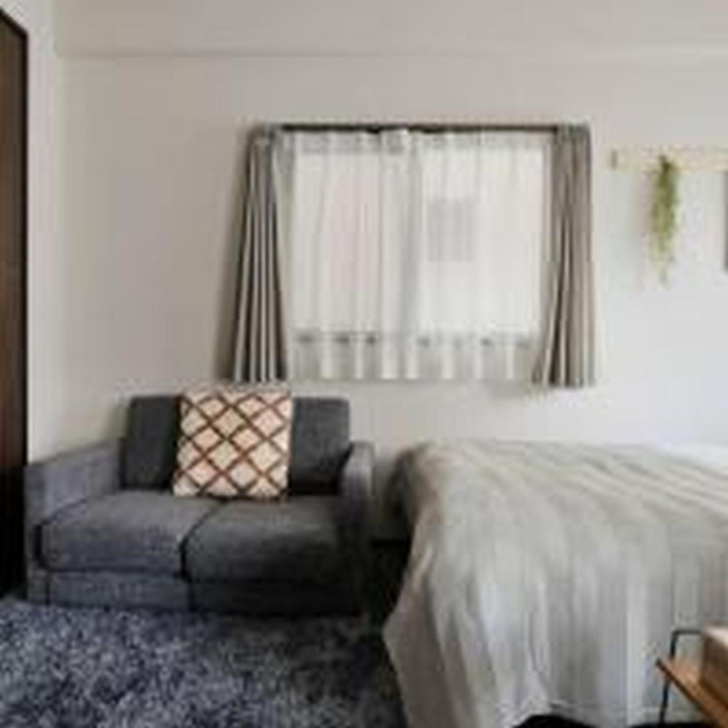 Apartemen ラセーヌ心斎橋406 *
